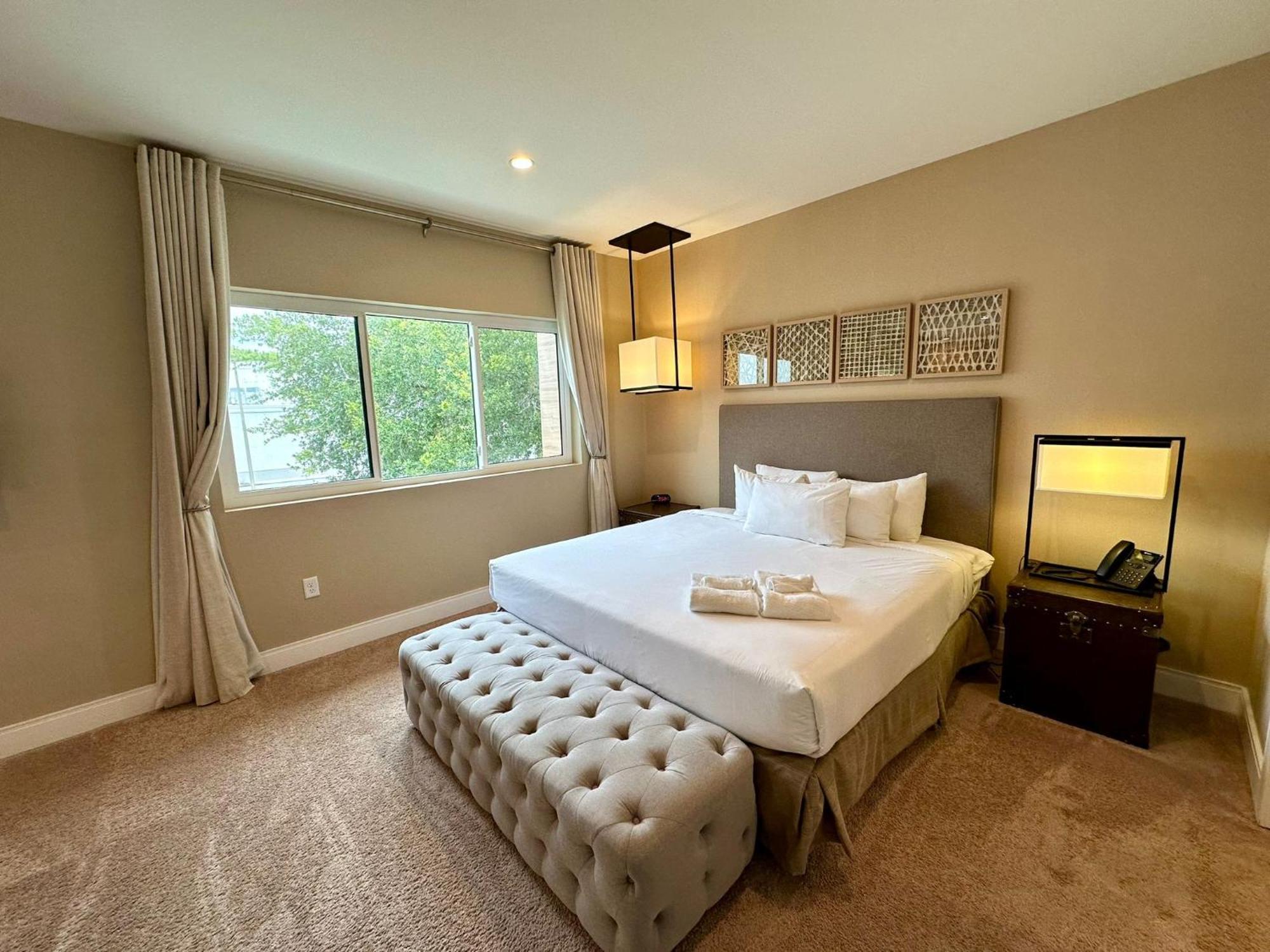 Luxury Home In Orlando With Private Hot Tub - 7 Min From Disney Parks - 3 Bedrooms And 4 Bathrooms! Exteriér fotografie